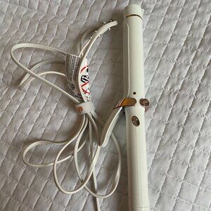 T3 SinglePass Curl 1.25” Professional Ceramic Curling Iron